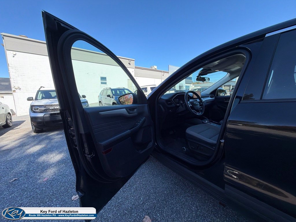Used 2022 Ford Escape SE w/ Convenience Package AWD/4WD image 15