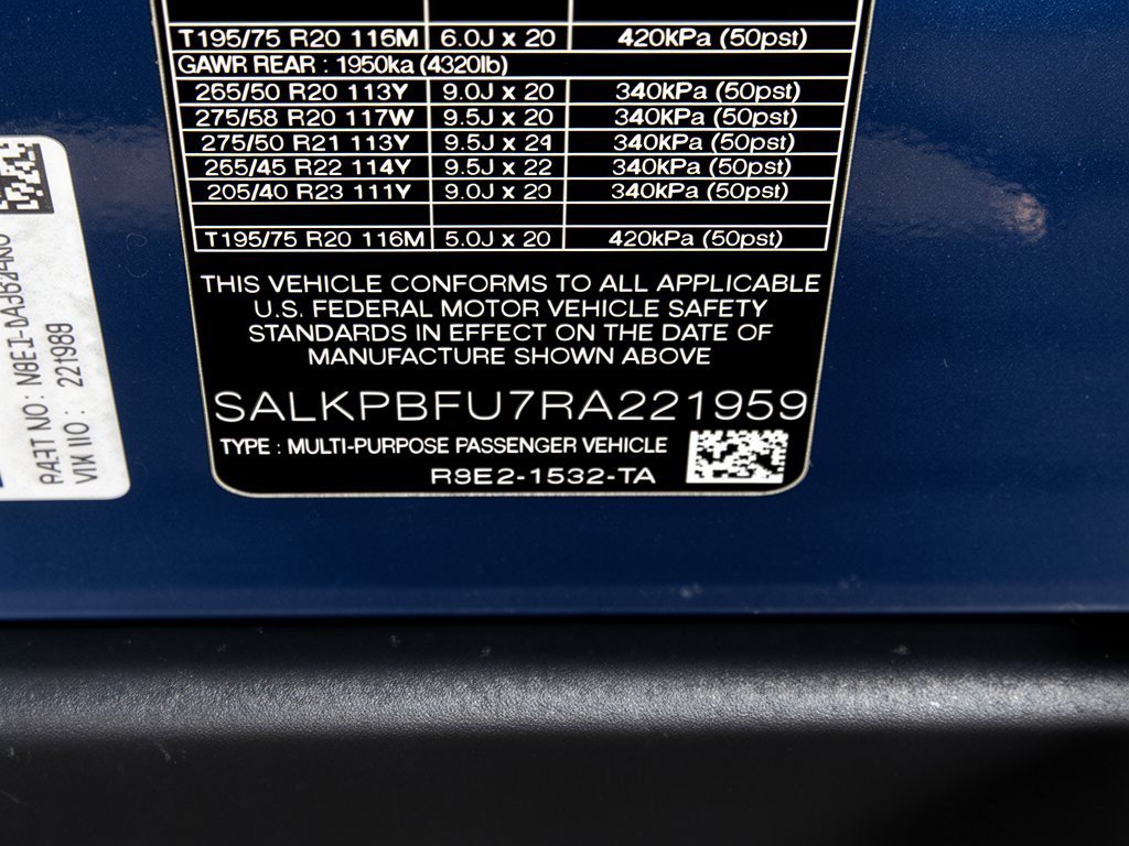 Used 2024 Land Rover Range Rover Long Wheelbase SE AWD/4WD image 31