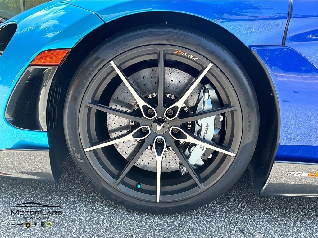 Used 2022 McLaren 765LT RWD image 8