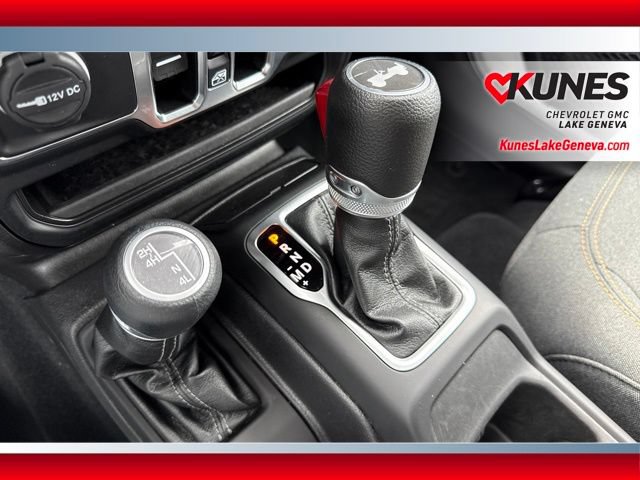 Used 2025 Jeep Wrangler Unlimited Sport AWD/4WD image 25