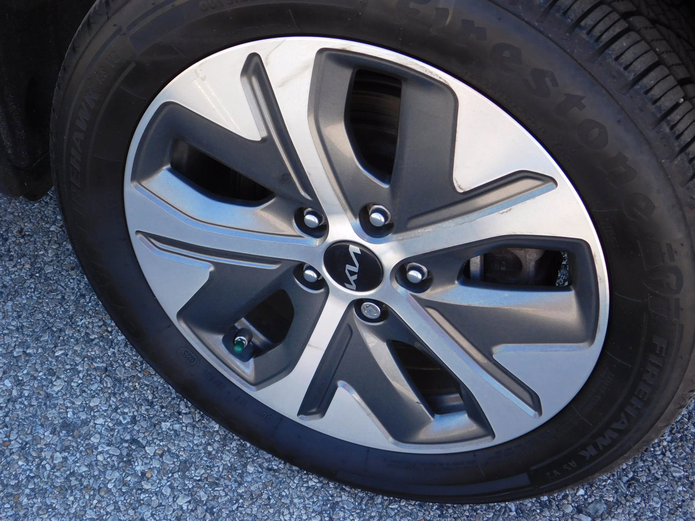 Used 2022 Kia Niro EX w/ Cold Weather Package image 8