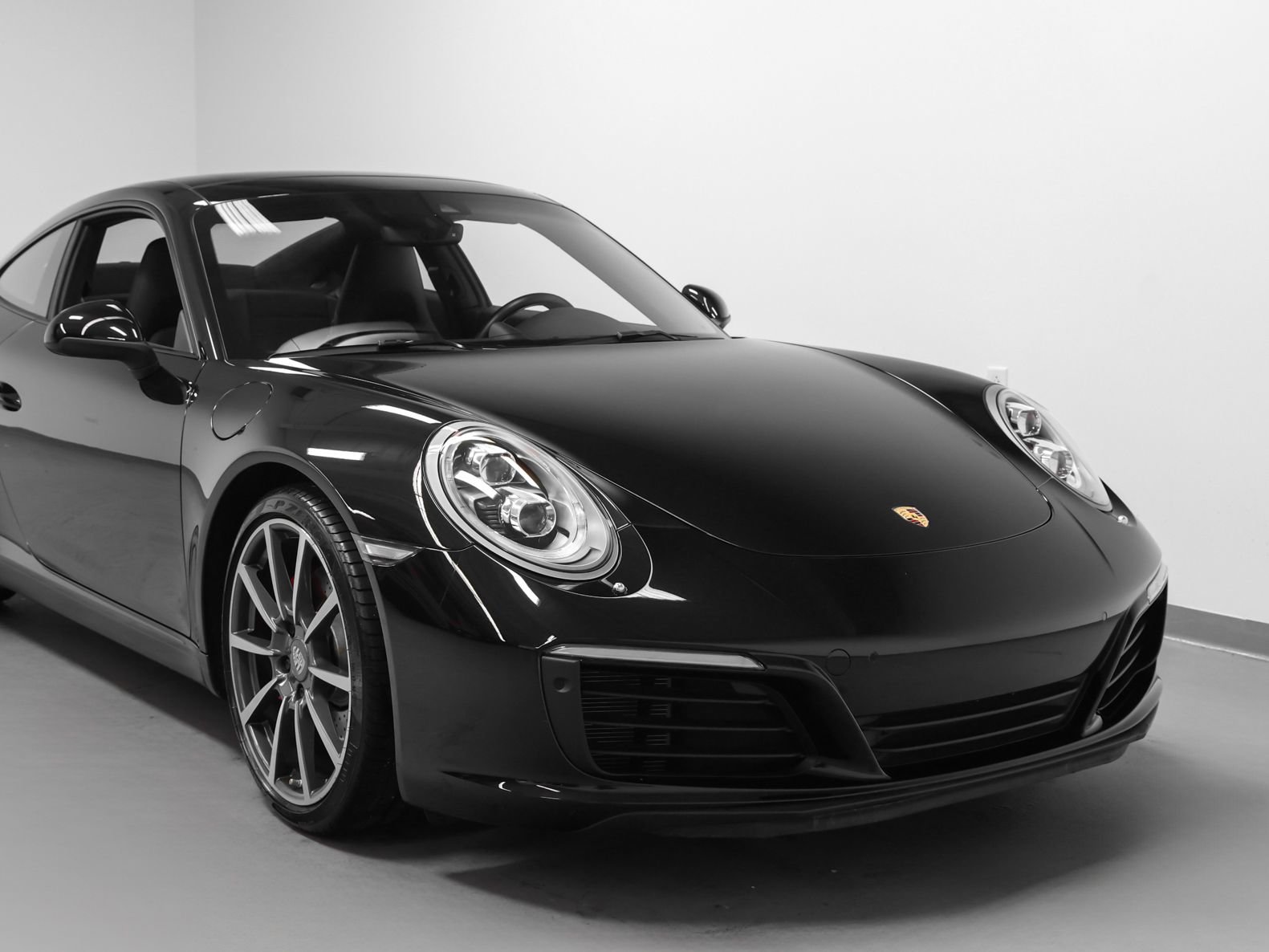 Certified 2017 Porsche 911 Carrera S image 9