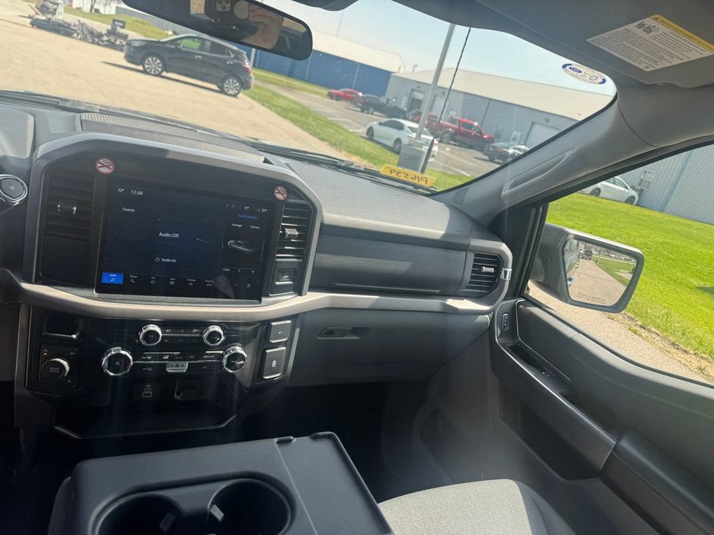 Used 2025 Ford F150 XLT w/ Equipment Group 301A Standard AWD/4WD image 20