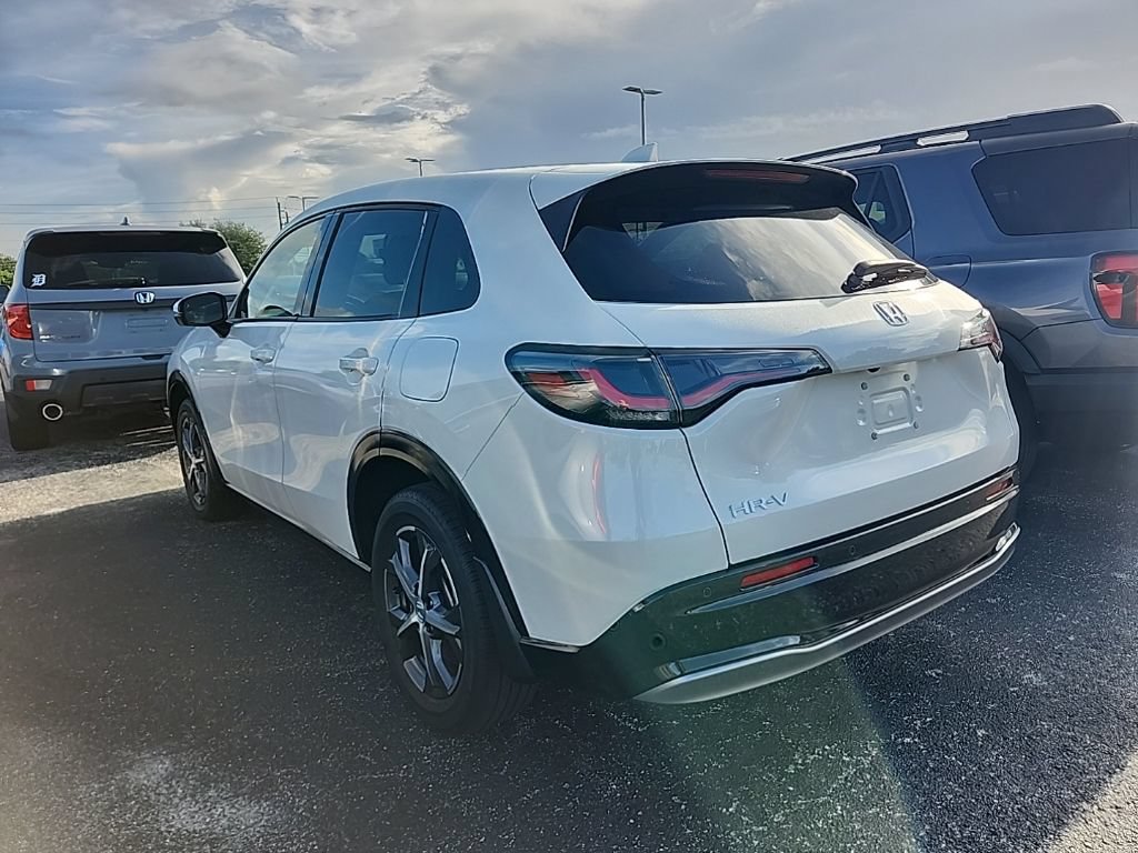 Used 2024 Honda HR-V EX-L image 5