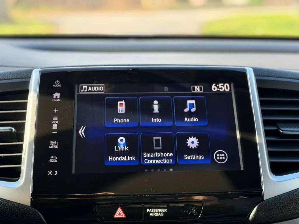 Used 2018 Honda Pilot EX image 18