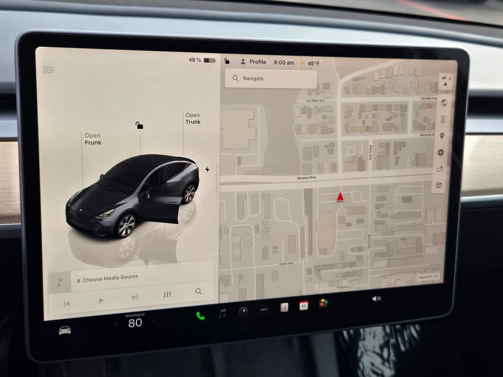 Used 2023 Tesla Model Y Long Range image 18