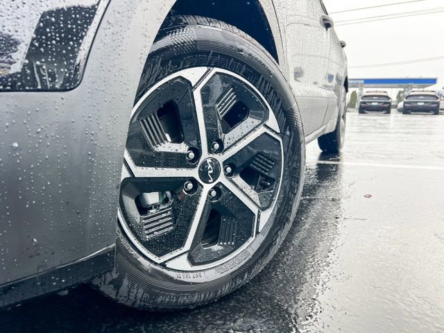 New 2026 Kia Niro EX image 2