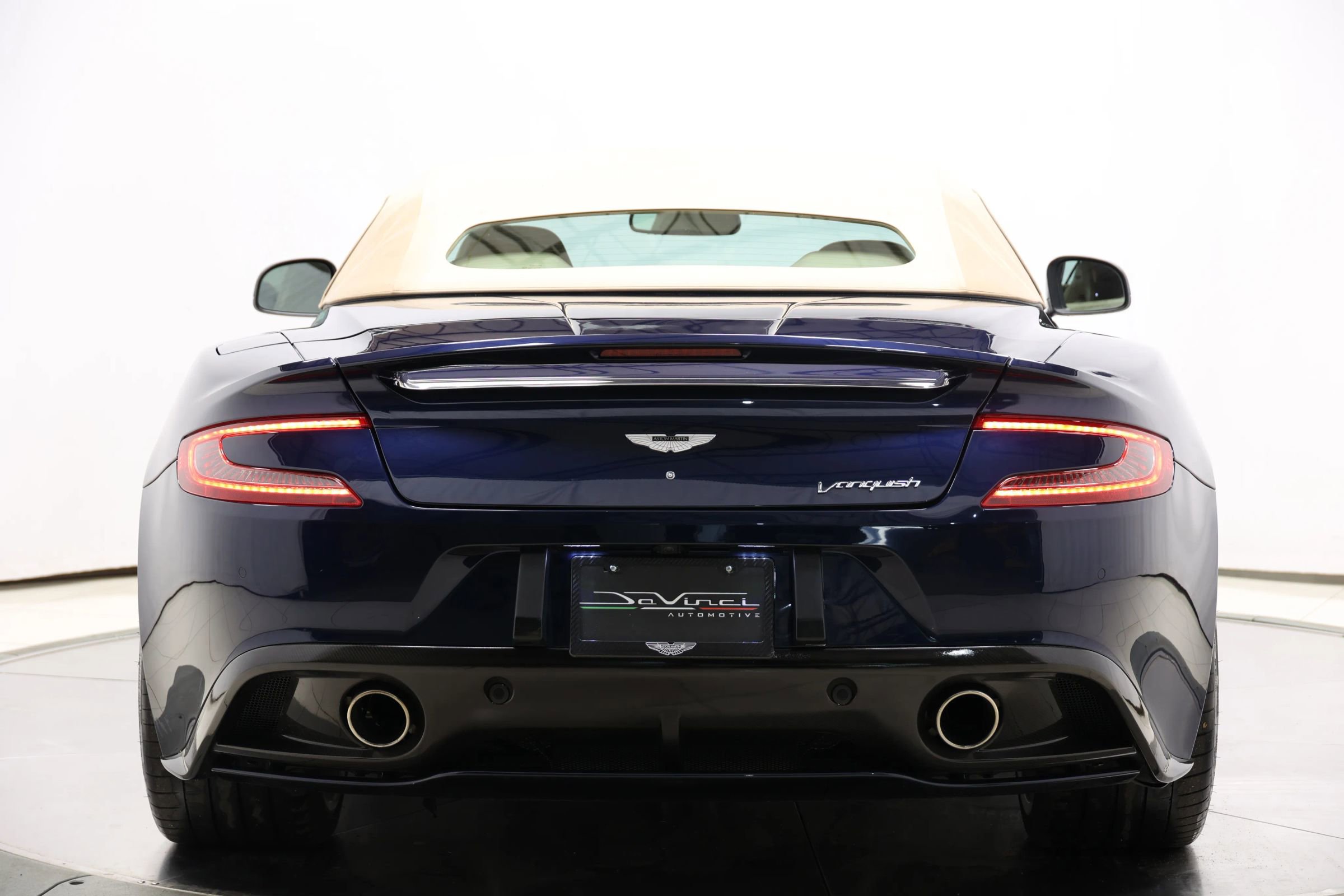 Used 2016 Aston Martin Vanquish Volante image 51