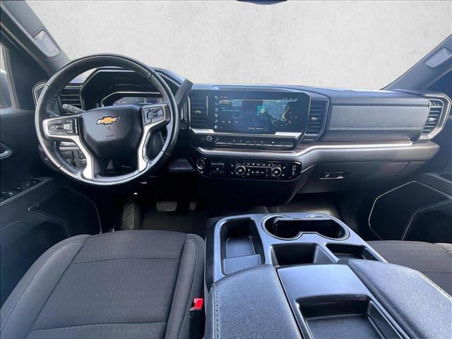 Used 2025 Chevrolet Silverado 1500 LT RWD image 16