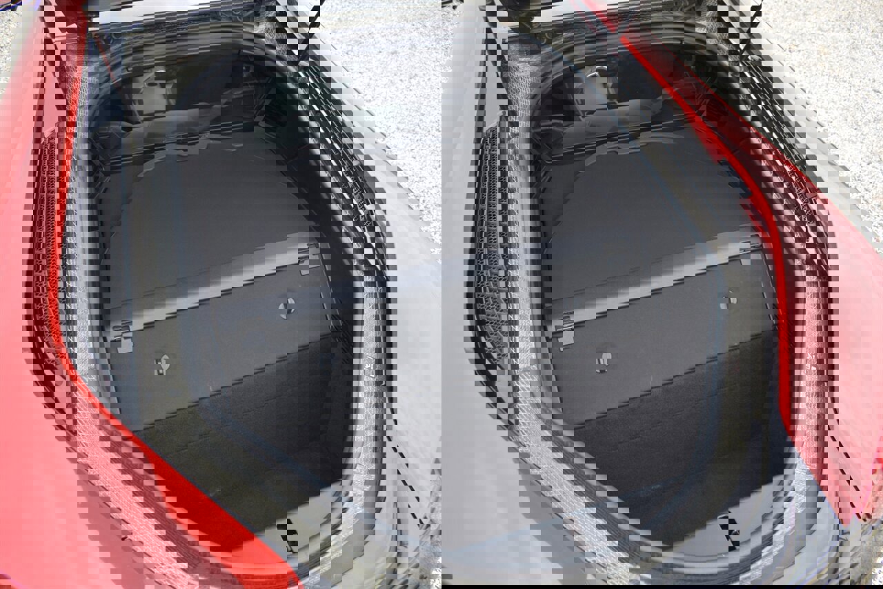 Used 2017 BMW i8 image 46