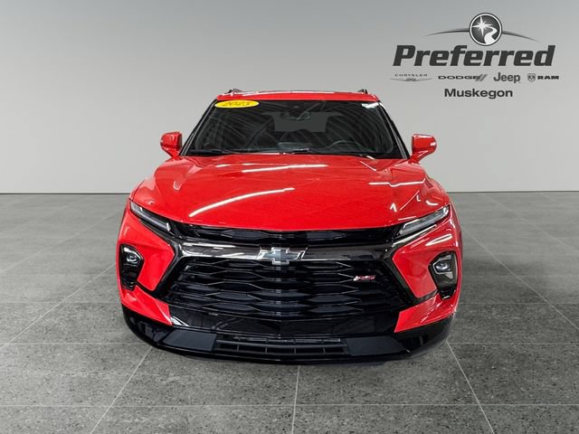 Used 2025 Chevrolet Blazer RS w/ Enhanced Convenience Package AWD/4WD image 11