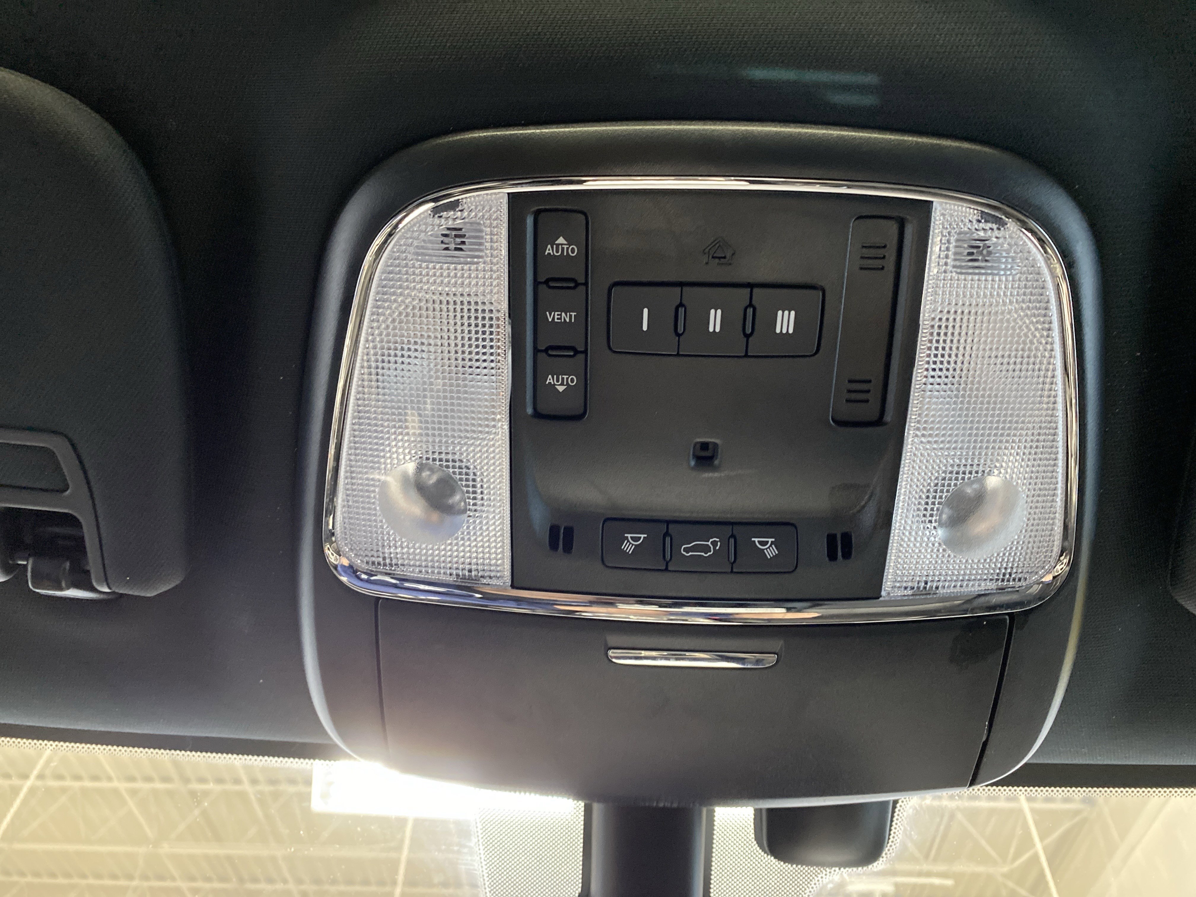 Certified 2022 Jeep Grand Cherokee Limited image 27