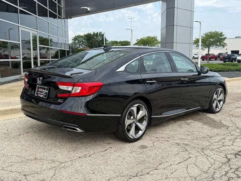 Used 2020 Honda Accord Touring image 2