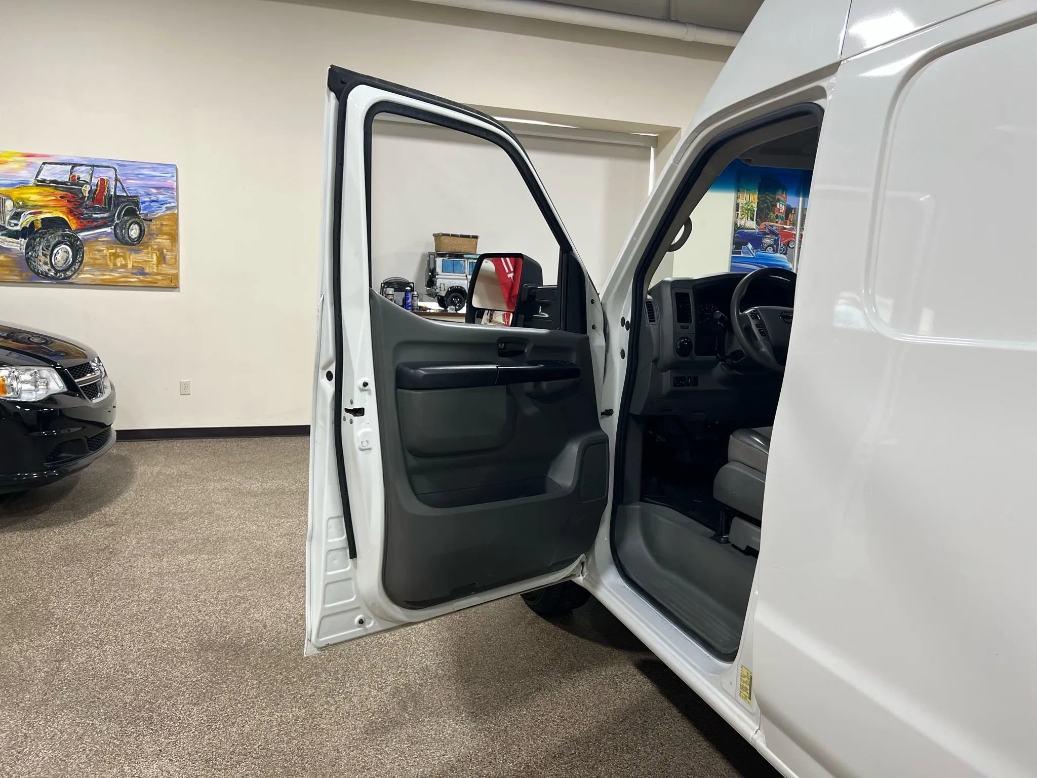 Used 2017 Nissan NV 2500 SV w/ Technology Package image 12