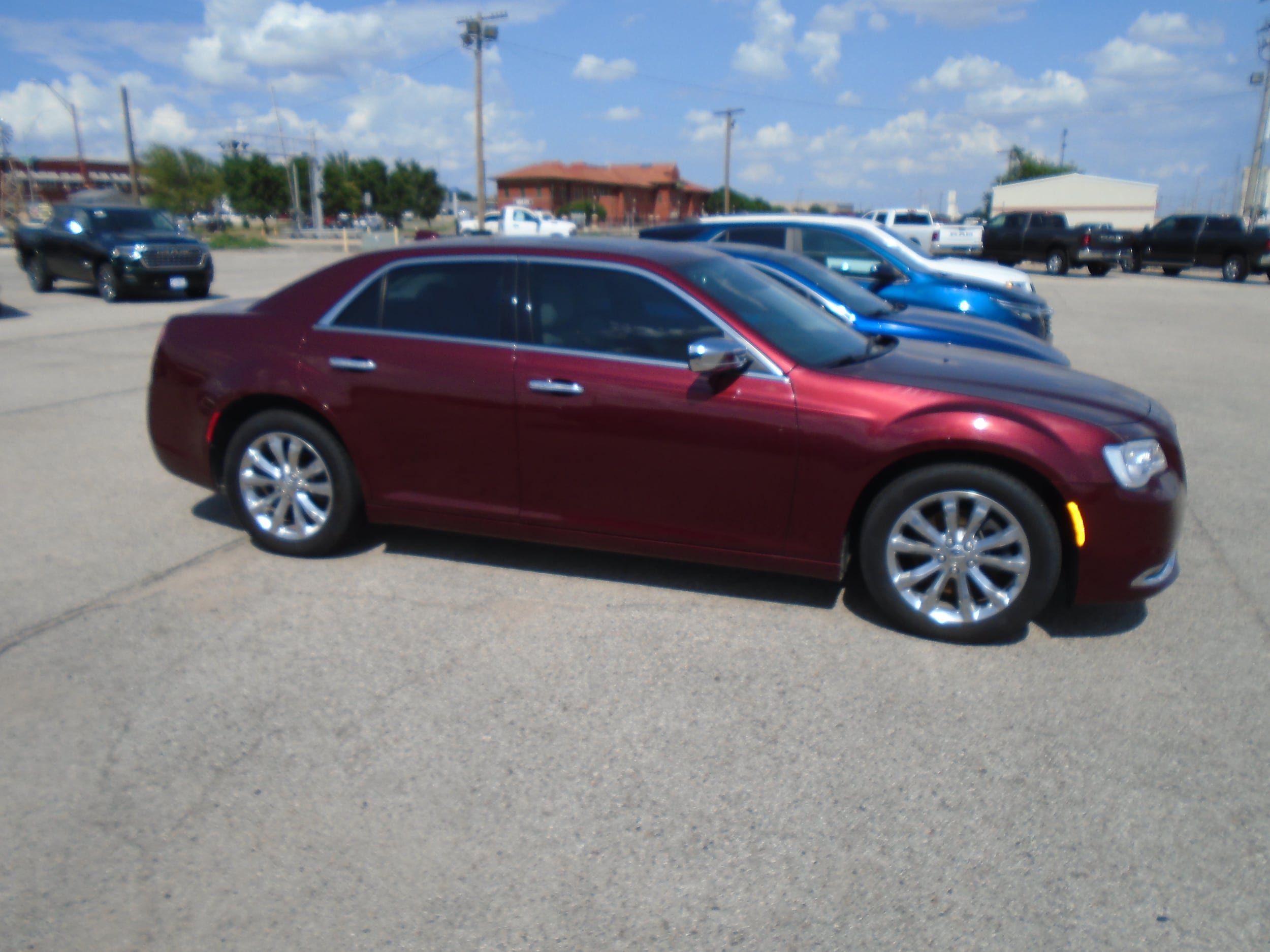 Used 2016 Chrysler 300 C AWD/4WD image 2