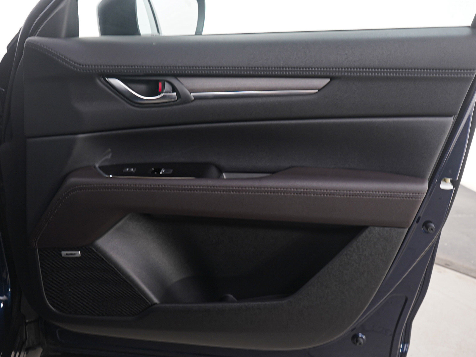 Used 2023 MAZDA CX-5 Signature image 12