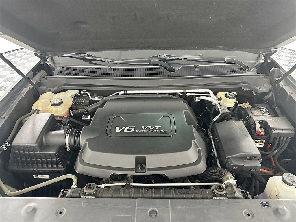 Used 2016 GMC Canyon SLT w/ Driver Alert Package image 32