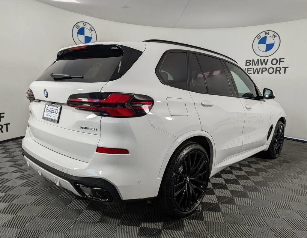 New 2026 BMW X5 xDrive40i w/ M Sport Package AWD/4WD image 6