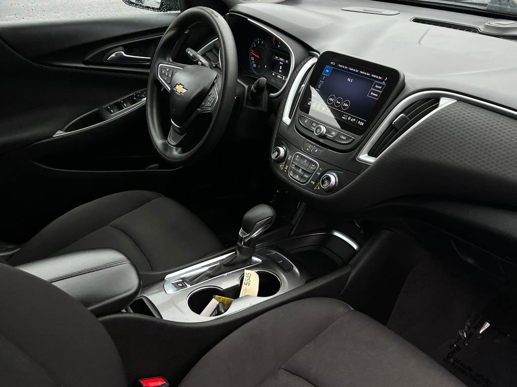 Used 2023 Chevrolet Malibu LT image 11