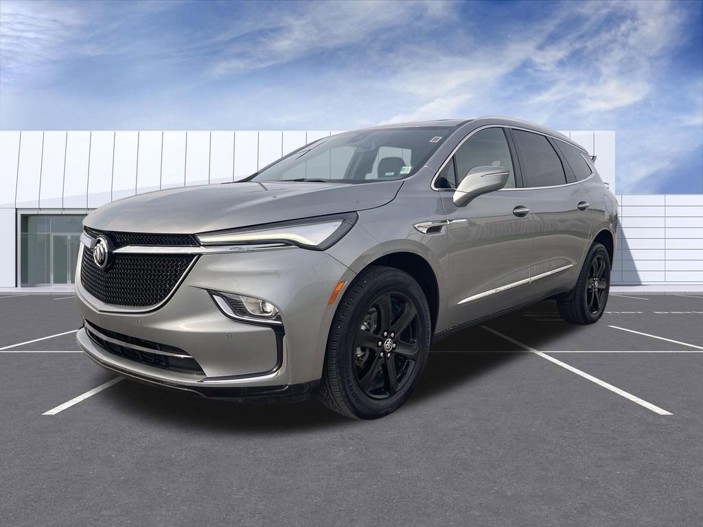 Used 2024 Buick Enclave Essence w/ Experience Buick Package image 4