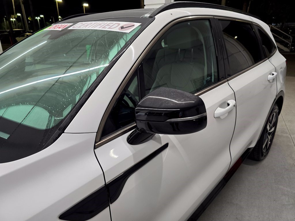 Used 2022 Kia Sorento S w/ Panoramic Sunroof Package FWD image 10