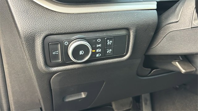 Used 2024 Ford Explorer XLT w/ Equipment Group 202A image 12