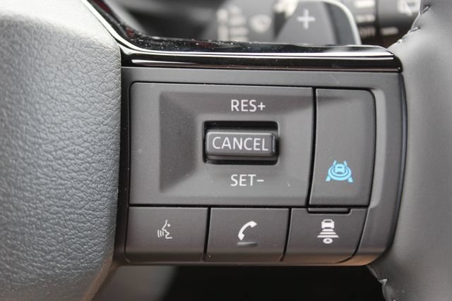 Used 2026 Nissan Rogue Platinum w/ Platinum Premium Package AWD/4WD image 15