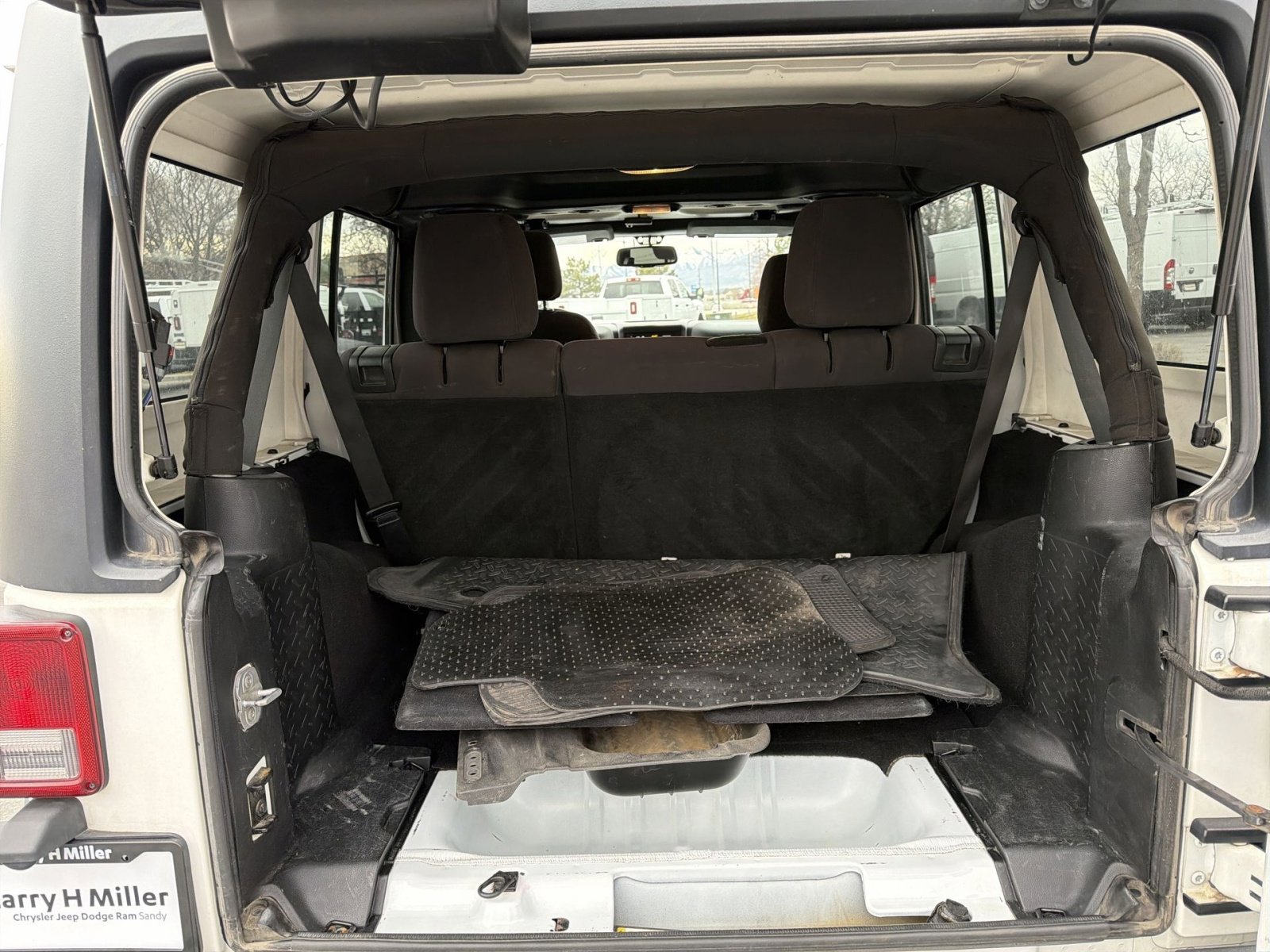 Used 2013 Jeep Wrangler Unlimited Sport image 29