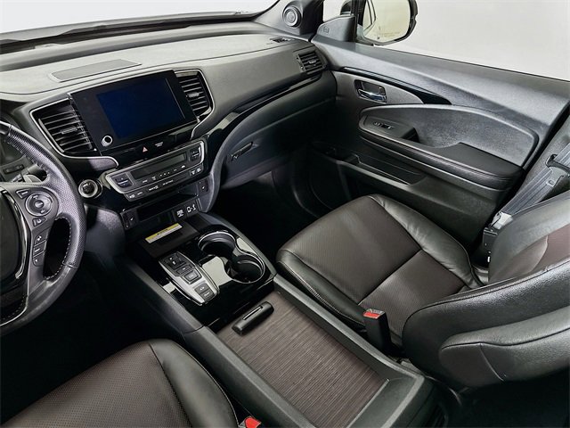 Certified 2022 Honda Ridgeline Black Edition image 29