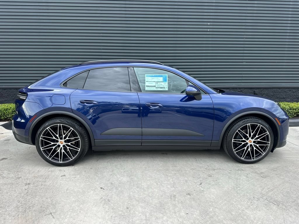 Used 2026 Porsche Macan Electric RWD image 10