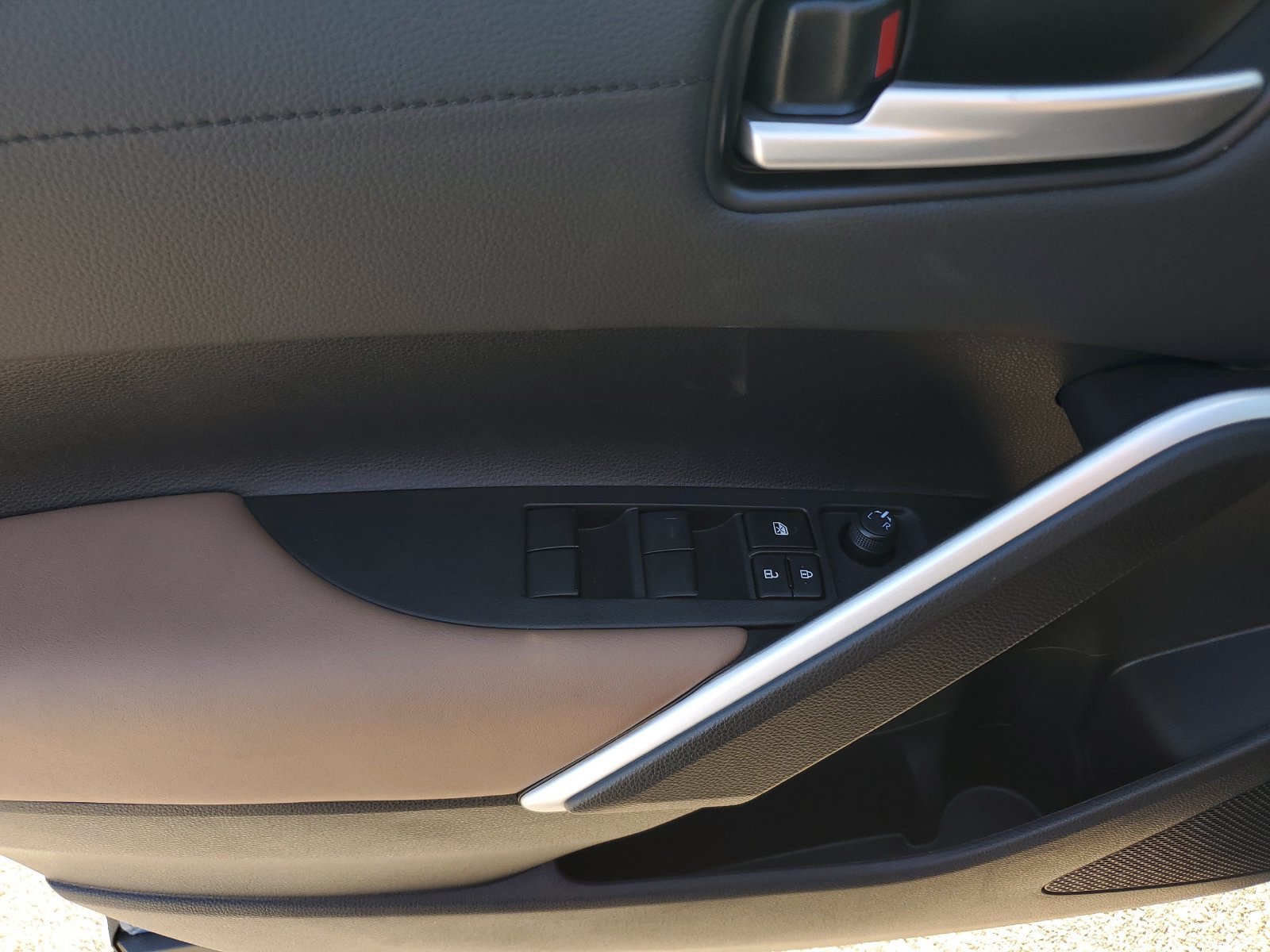 New 2026 Toyota Corolla Cross XLE AWD/4WD image 20