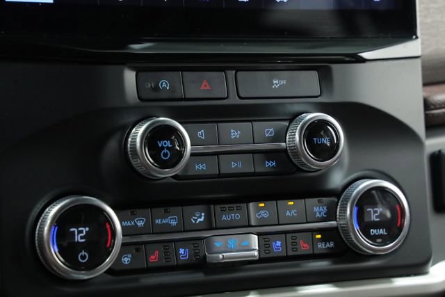 Used 2023 Ford Expedition Limited image 19