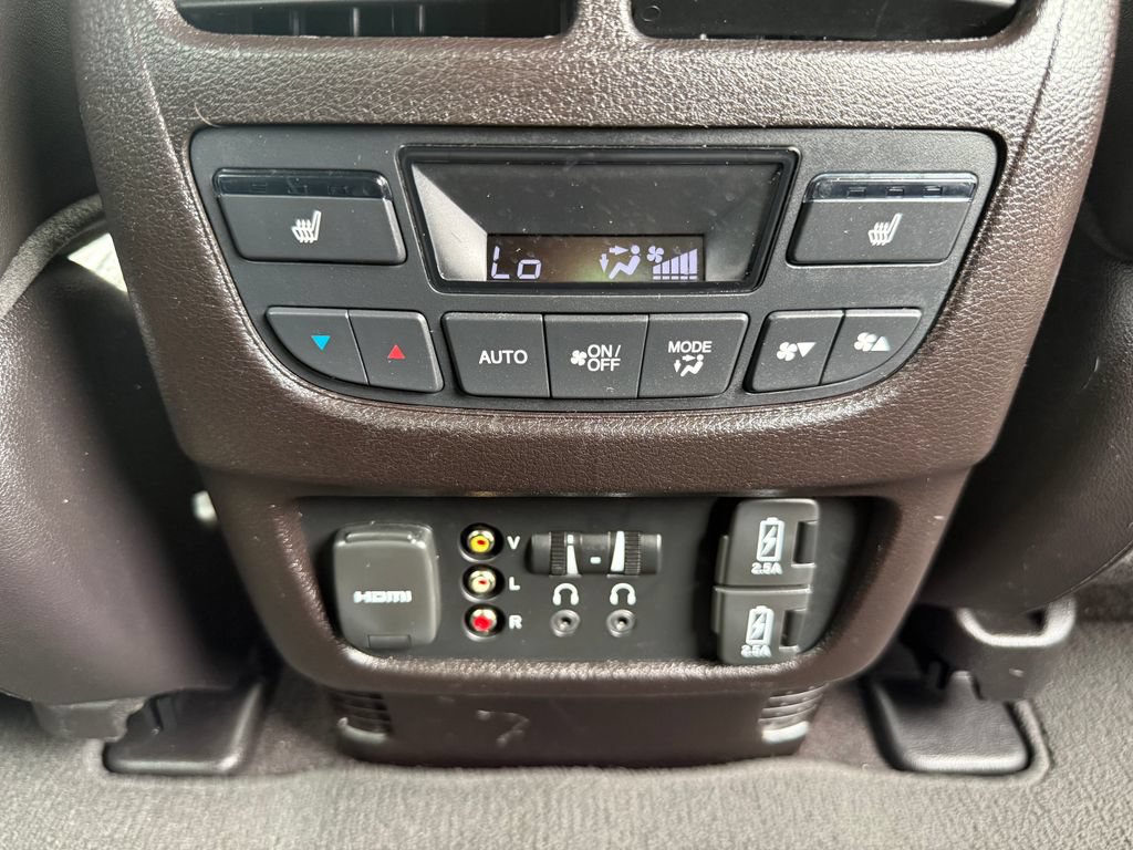 Used 2019 Acura MDX w/ Advance & Entertainment Pac AWD/4WD image 28