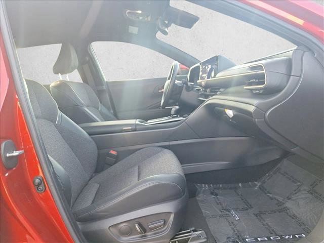 Certified 2024 Toyota Crown XLE w/ Carpet Mat Package (TMS) image 20