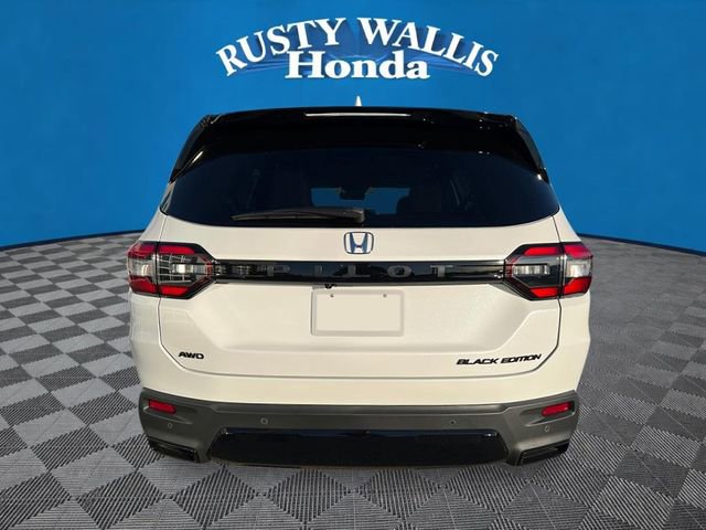 New 2026 Honda Pilot Black Edition image 4