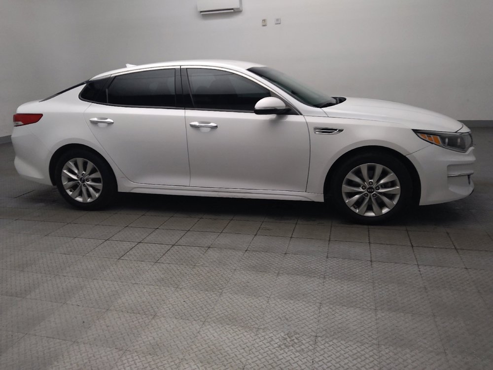 Used 2016 Kia Optima EX FWD image 11