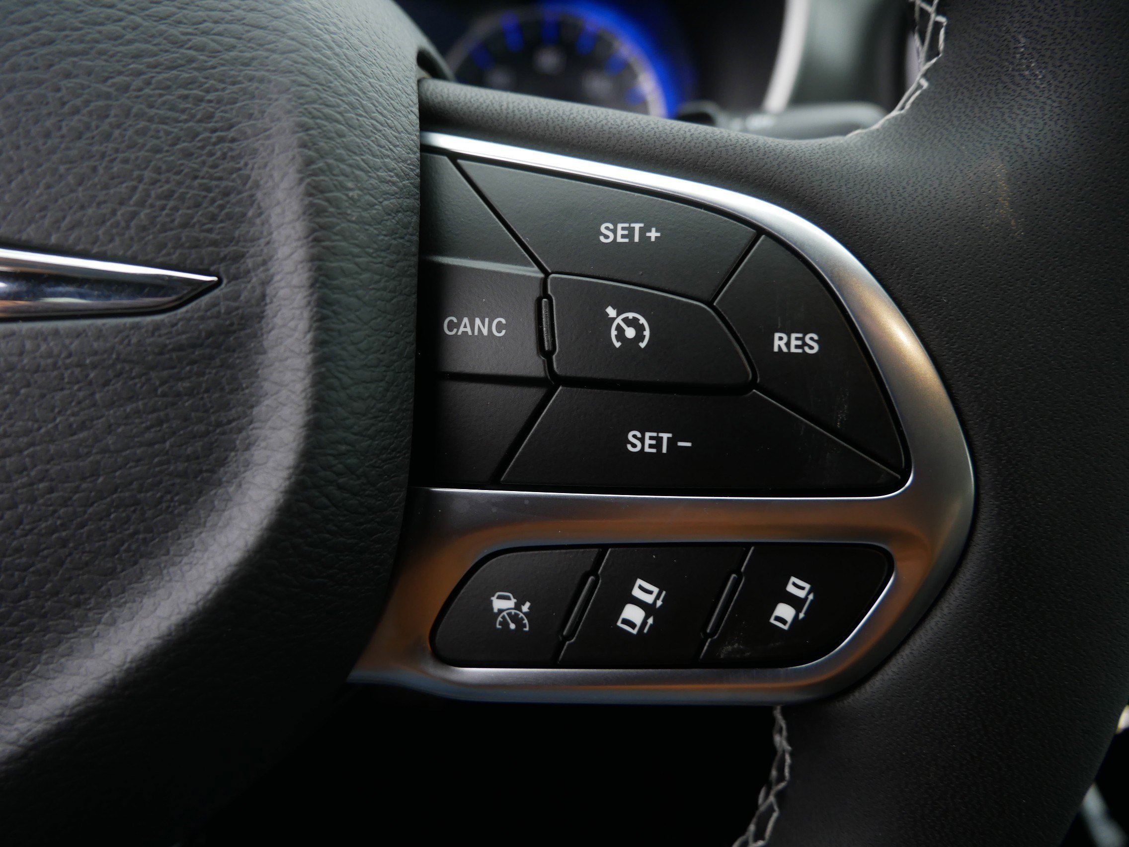 New 2026 Chrysler Voyager LX image 9