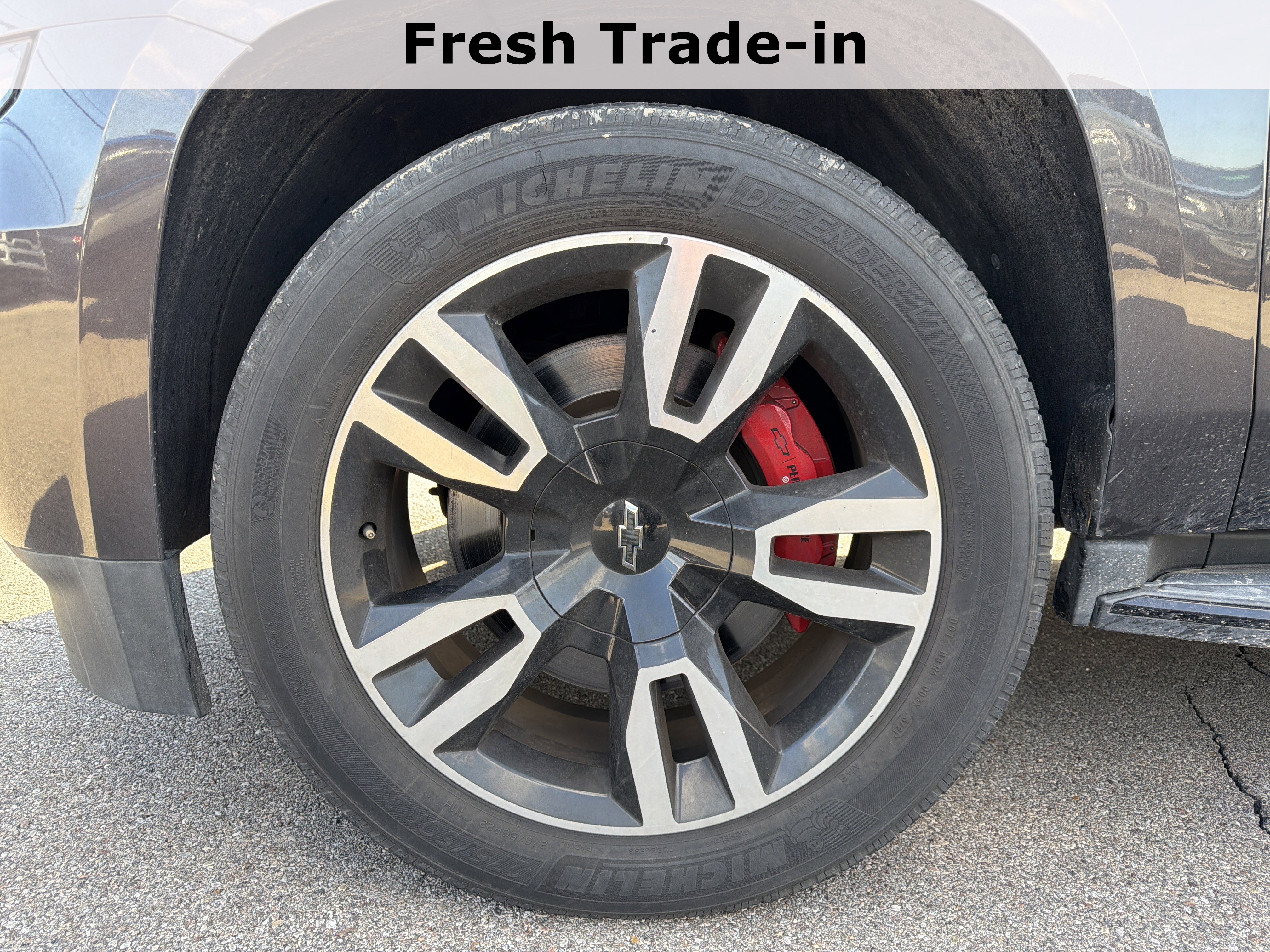 Used 2018 Chevrolet Tahoe Premier w/ RST 6.2L Performance Edition AWD/4WD image 6