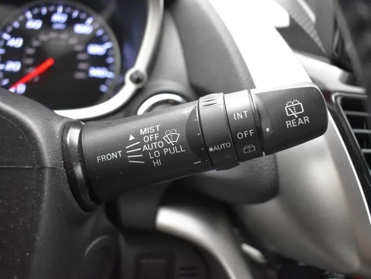 Used 2024 Mitsubishi Eclipse Cross SE image 28