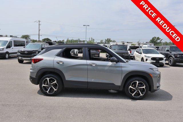 Used 2023 Chevrolet TrailBlazer RS w/ Sun and Liftgate Package image 10