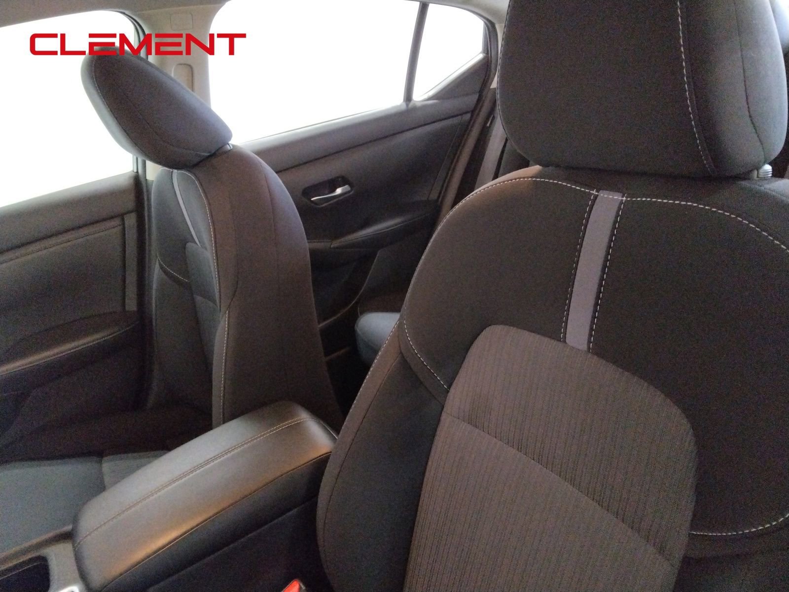 Used 2022 Nissan Sentra SV FWD image 26