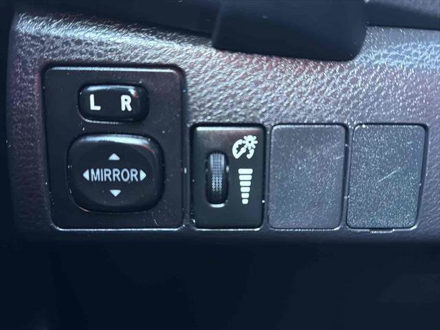 Used 2017 Toyota Corolla LE image 15