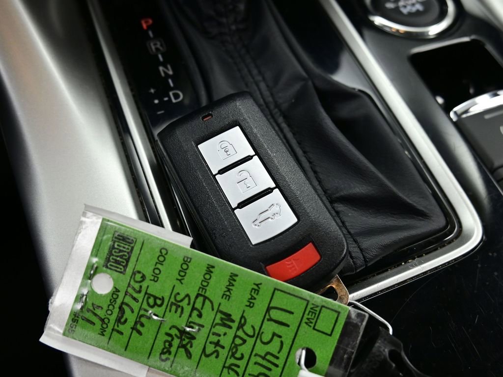 Used 2024 Mitsubishi Eclipse Cross SE image 13