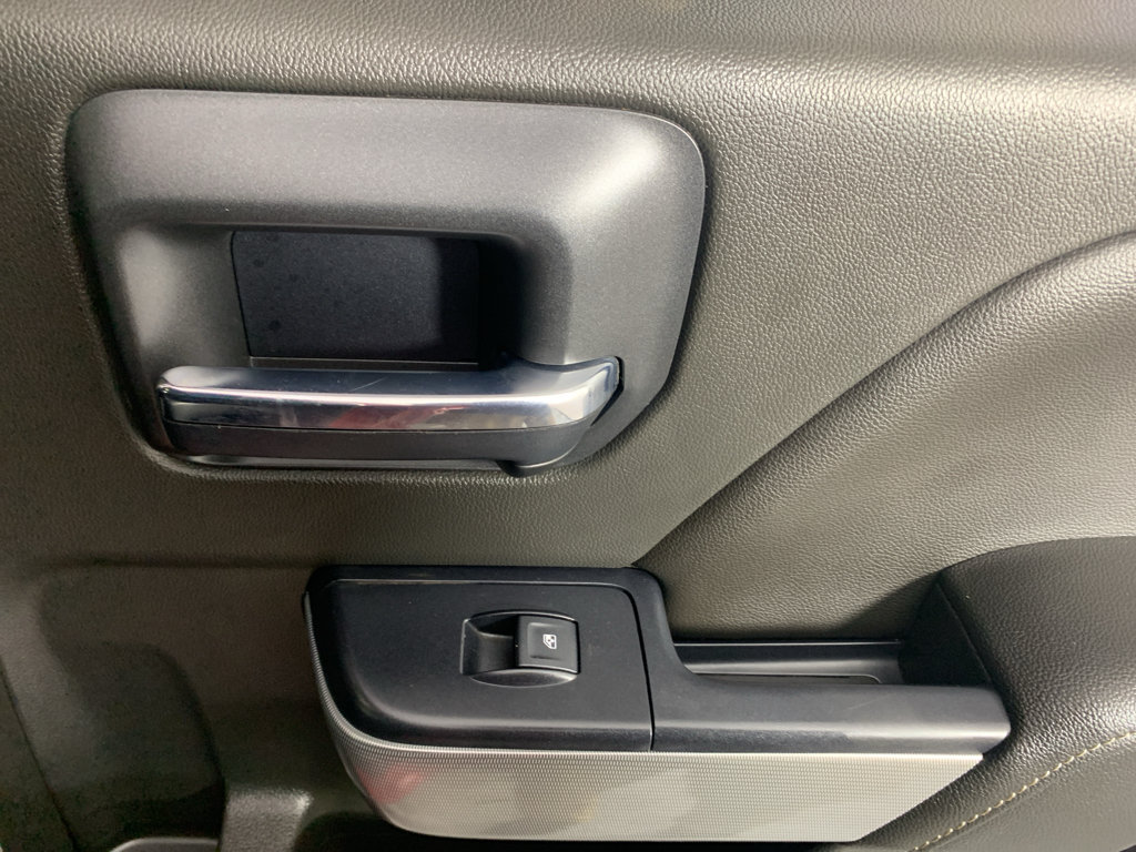 Used 2018 Chevrolet Silverado 1500 LT w/ All Star Edition AWD/4WD image 31