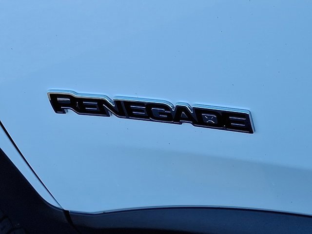 Certified 2022 Jeep Renegade Limited image 34