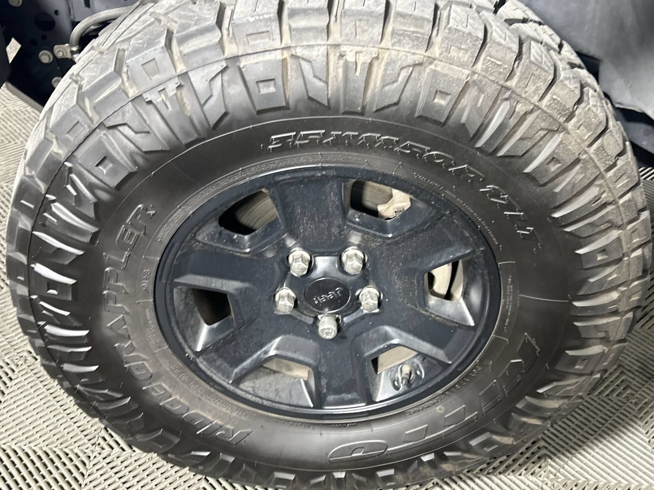Used 2022 Jeep Gladiator Mojave w/ Trailer Tow Package AWD/4WD image 10