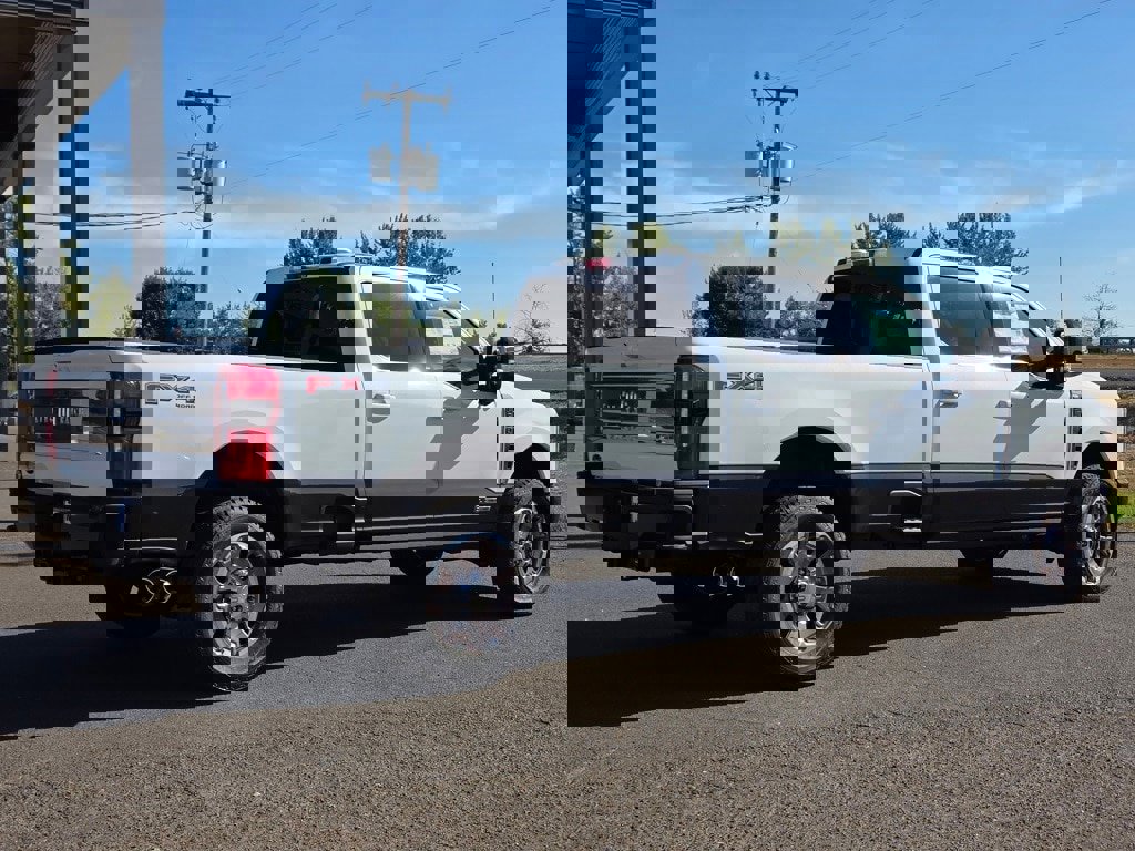New 2025 Ford F350 King Ranch w/ FX4 Off-Road Package image 31
