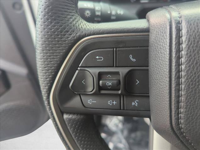 Certified 2025 Toyota Tacoma TRD Off-Road AWD/4WD image 13