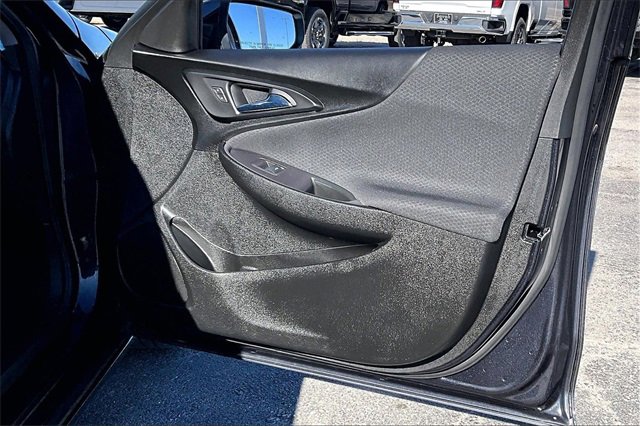 Used 2023 Chevrolet Malibu LT image 28