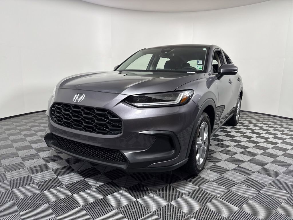 Used 2025 Honda HR-V LX image 1